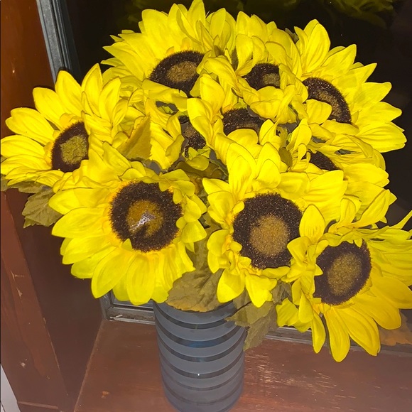 20 PC Sunflowers VASE NO INCLUDED